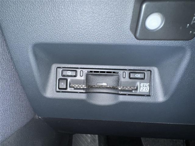 ヴェルファイアハイブリッド Ｚ　プレミア　メモリーナビ　ミュージックプレイヤー接続可　サンルーフ　パワーシート　衝突被害軽減システム　盗難防止システム（16枚目）