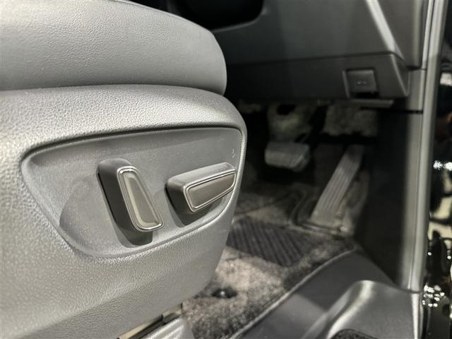 ヴェルファイアハイブリッド Ｚ　プレミア　メモリーナビ　ミュージックプレイヤー接続可　サンルーフ　パワーシート　衝突被害軽減システム　盗難防止システム（27枚目）