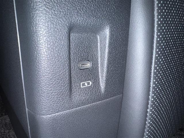 ヴェルファイアハイブリッド Ｚ　プレミア　メモリーナビ　ミュージックプレイヤー接続可　サンルーフ　パワーシート　衝突被害軽減システム　盗難防止システム（33枚目）
