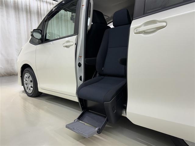 ノア Ｘ　サイドリフトアップ　Ｘ　サイドリフトアップ　メモリーナビ　ミュージックプレイヤー接続可　ドライブレコーダー　盗難防止システム　衝突被害軽減システム　アイドリングストップ　ＬＥＤヘッドランプ（12枚目）