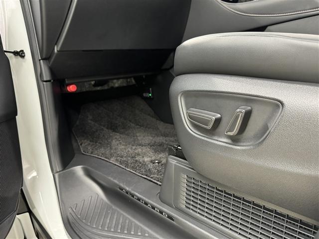 アルファードハイブリッド Ｚ　ミュージックプレイヤー接続可　ドライブレコーダー　後席モニタ　ＬＥＤヘッドランプ　盗難防止システム　衝突被害軽減システム　パワーシート　１００Ｖ電源（28枚目）