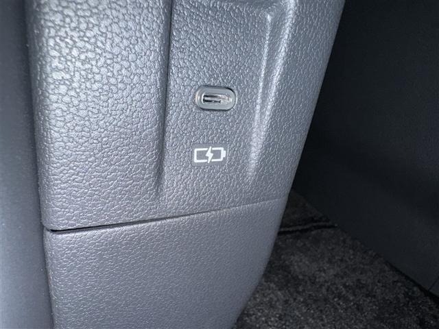 アルファードハイブリッド Ｚ　ミュージックプレイヤー接続可　ドライブレコーダー　後席モニタ　ＬＥＤヘッドランプ　盗難防止システム　衝突被害軽減システム　パワーシート　１００Ｖ電源（32枚目）