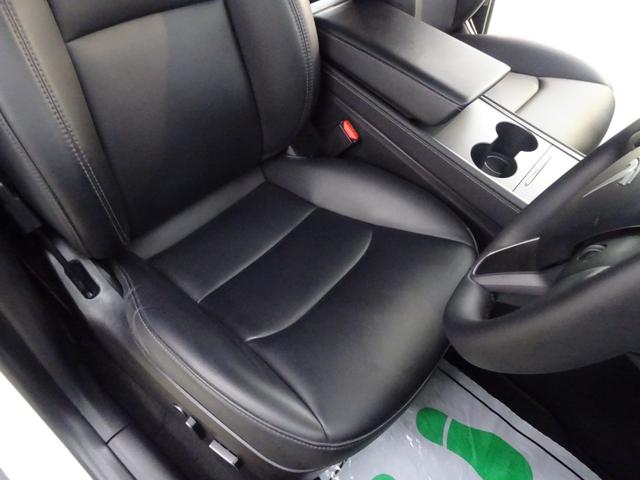 モデルＹ ＲＷＤ　１５．４インチディスプレイ／ナビゲーション／バック＆サイドカメラ／オートパイロット／パノラマルーフ／メーカー保障継承可能／全席シートーター／ステアリングヒーター／オートトランク／ＥＴＣ／禁煙（4枚目）