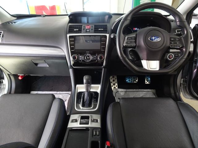 �f�����l�b�g����̒��ɐ���������̔��X�̒��ŁA�g���v���E�B���̃����H�[�O��I��Œ������ɗL��������܂��B�O�I�[�i�[�l����󂯌p�����z����S���̖؉������`�����܂��B��낵�����肢�v���܂��B