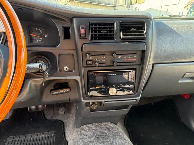 タコマ エクストラキャブ（9枚目）