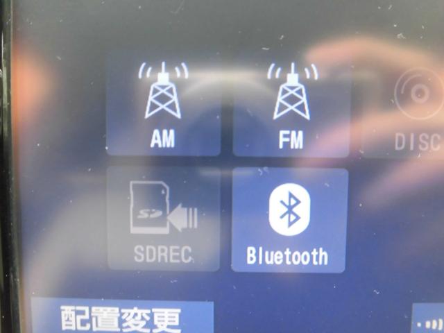 アクア クロスオーバー　ワンオーナー　純正ナビ　フルセグ　Ｂｌｕｅｔｏｏｔｈ　バックカメラ　レザーシート　ＬＥＤヘッドライト　トヨタセーフティセンス　スペアキー　シートヒーター　ドライブレコーダー　ＥＴＣ　フロアマット（11枚目）