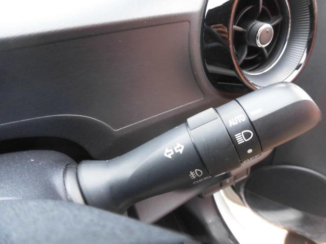 アクア クロスオーバー　ワンオーナー　純正ナビ　フルセグ　Ｂｌｕｅｔｏｏｔｈ　バックカメラ　レザーシート　ＬＥＤヘッドライト　トヨタセーフティセンス　スペアキー　シートヒーター　ドライブレコーダー　ＥＴＣ　フロアマット（47枚目）