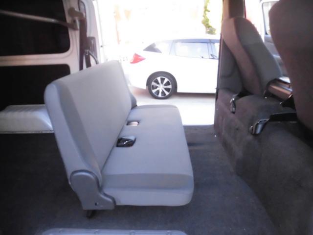 NV350キャラバンバン ロングDX 点検記録簿付 社外ナビ フルセグ Bluetooth バックカメラ ETC キーレスキー スペアキー 衝突軽減ブレーキ ドライブレコーダー付 純正フロアマット プライバシーガラス(35枚目)