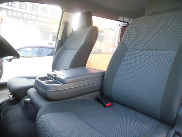 NV350キャラバンバン ロングDX 点検記録簿付 社外ナビ フルセグ Bluetooth バックカメラ ETC キーレスキー スペアキー 衝突軽減ブレーキ ドライブレコーダー付 純正フロアマット プライバシーガラス(40枚目)