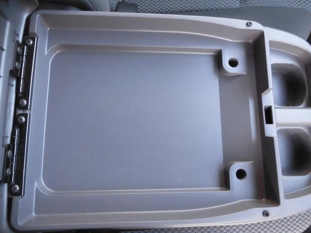 NV350キャラバンバン ロングDX 点検記録簿付 社外ナビ フルセグ Bluetooth バックカメラ ETC キーレスキー スペアキー 衝突軽減ブレーキ ドライブレコーダー付 純正フロアマット プライバシーガラス(55枚目)