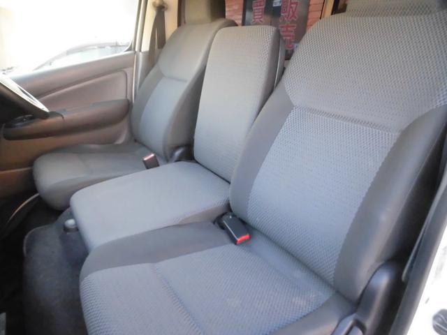 NV350キャラバンバン ロングDX 点検記録簿付 社外ナビ フルセグ Bluetooth バックカメラ ETC キーレスキー スペアキー 衝突軽減ブレーキ ドライブレコーダー付 純正フロアマット プライバシーガラス(65枚目)