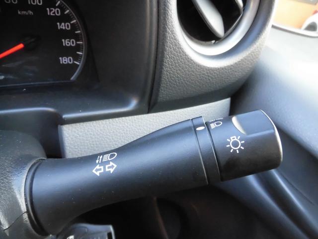 NV350キャラバンバン ロングDX 点検記録簿付 社外ナビ フルセグ Bluetooth バックカメラ ETC キーレスキー スペアキー 衝突軽減ブレーキ ドライブレコーダー付 純正フロアマット プライバシーガラス(76枚目)