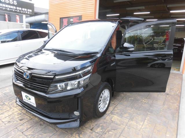 ヴォクシー ハイブリッドＶ　純正９インチナビ　フルセグ　Ｂｌｕｅｔｏｏｔｈ　バックカメラ　ＥＴＣ　両側パワースライドドア　クルーズコントロール　ＬＥＤヘッドライト　スペアキー　シートヒーター　フリップダウンモニター　置くだけ充電（28枚目）