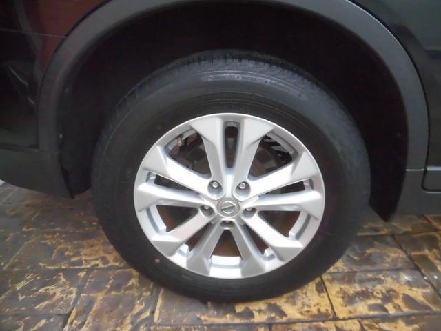 エクストレイル ２０Ｘ　エマージェンシーブレーキパッケージ　純正ナビ　フルセグ　Ｂｌｕｅｔｏｏｔｈ　アラウンドビューバックモニター　ＬＥＤヘッドライト　アイドリングストップ　ＥＴＣ　クルーズコントロール　シートヒーター　クリアランスソナー　純正フロアマット（23枚目）