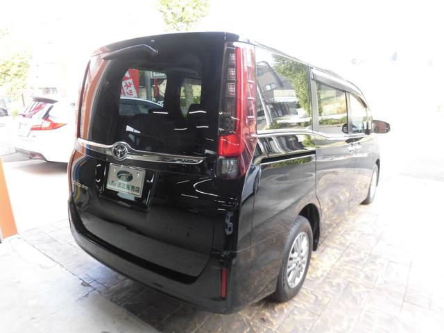 エスクァイア Gi ワンオーナー 純正ナビ フルセグ Bluetooth バックカメラ スペアキー 両側パワースライドドア ETC レザーシート シートヒーター オートマチックハイビーム ドラレコ コンビハンドル(8枚目)