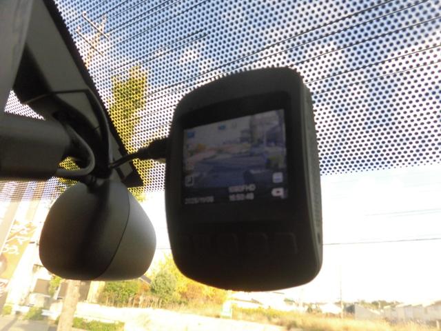 エスクァイア Gi ワンオーナー 純正ナビ フルセグ Bluetooth バックカメラ スペアキー 両側パワースライドドア ETC レザーシート シートヒーター オートマチックハイビーム ドラレコ コンビハンドル(11枚目)