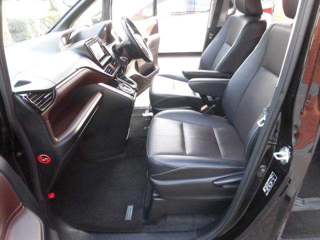 エスクァイア Gi ワンオーナー 純正ナビ フルセグ Bluetooth バックカメラ スペアキー 両側パワースライドドア ETC レザーシート シートヒーター オートマチックハイビーム ドラレコ コンビハンドル(13枚目)
