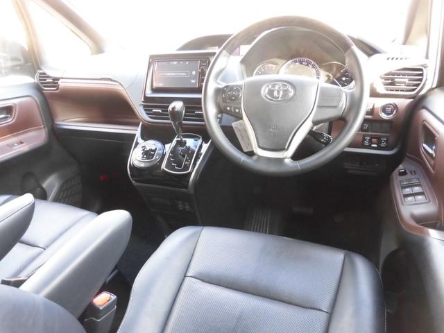 エスクァイア Gi ワンオーナー 純正ナビ フルセグ Bluetooth バックカメラ スペアキー 両側パワースライドドア ETC レザーシート シートヒーター オートマチックハイビーム ドラレコ コンビハンドル(44枚目)