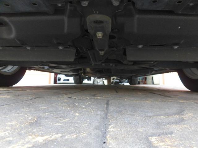 エスクァイア Gi ワンオーナー 純正ナビ フルセグ Bluetooth バックカメラ スペアキー 両側パワースライドドア ETC レザーシート シートヒーター オートマチックハイビーム ドラレコ コンビハンドル(68枚目)