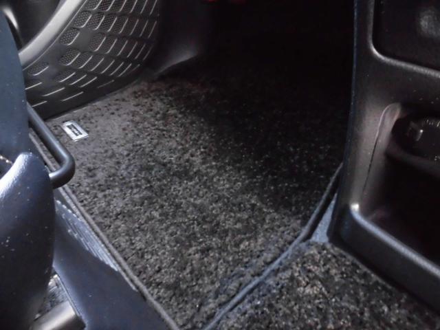 エスクァイア ハイブリッドＧｉ　ブラックテーラード　純正ナビ　フルセグ　Ｂｌｕｅｔｏｏｔｈ　バックカメラ　シートヒーター　フリップダウンモニター　トヨタセーフティセンス　ＥＴＣ　両側パワースライドドア　スペアキー　ＬＥＤヘッドライト　フォグ　点検記録簿（77枚目）