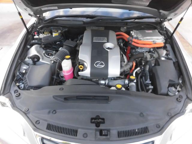 ＩＳ ＩＳ３００ｈ　バージョンＬ　ワンオーナー　純正ナビ　フルセグ　Ｂｌｕｅｔｏｏｔｈ　バックカメラ　パワーシート　シートヒーター　シートエアコン　ＬＥＤヘッドライト　カードキー　レザーシート　ＥＴＣ　前後ドライブレコーダー（17枚目）