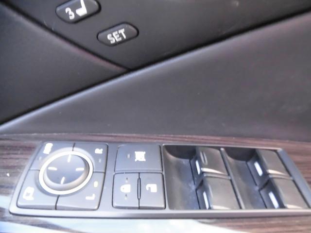 ＩＳ ＩＳ３００ｈ　バージョンＬ　ワンオーナー　純正ナビ　フルセグ　Ｂｌｕｅｔｏｏｔｈ　バックカメラ　パワーシート　シートヒーター　シートエアコン　ＬＥＤヘッドライト　カードキー　レザーシート　ＥＴＣ　前後ドライブレコーダー（60枚目）