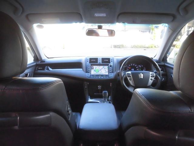 クラウン ２．５アスリート　プレミアムエディション　純正ナビ　フルセグ　Ｂｌｕｅｔｏｏｔｈ　バックカメラ　ＴＯＭ，Ｓフロントスポイラー　リアスポイラー　黒革シート　シートエアコン　シートヒーター　シートメモリー　ＨＩＤヘッド　カワシート　パワーシート（15枚目）