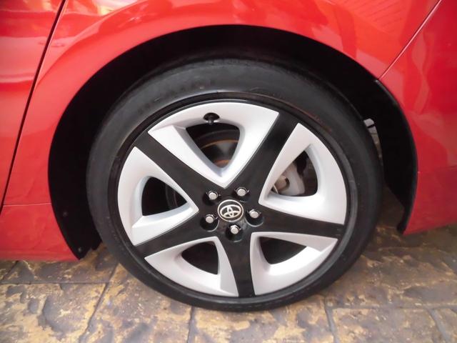 プリウス Ｓツーリングセレクション　純正ナビ　フルセグ　Ｂｌｕｅｔｏｏｔｈ　バックカメラ　トヨタセーフティセンス　ＥＴＣ　シートヒーター　純正ドライブレコーダー　カワシート　ＡＵＴＯライト　ＬＥＤヘッドライト　スペアキー　クルコン（20枚目）