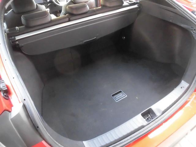 プリウス Ｓツーリングセレクション　純正ナビ　フルセグ　Ｂｌｕｅｔｏｏｔｈ　バックカメラ　トヨタセーフティセンス　ＥＴＣ　シートヒーター　純正ドライブレコーダー　カワシート　ＡＵＴＯライト　ＬＥＤヘッドライト　スペアキー　クルコン（39枚目）