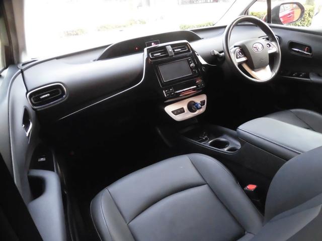 プリウス Ｓツーリングセレクション　純正ナビ　フルセグ　Ｂｌｕｅｔｏｏｔｈ　バックカメラ　トヨタセーフティセンス　ＥＴＣ　シートヒーター　純正ドライブレコーダー　カワシート　ＡＵＴＯライト　ＬＥＤヘッドライト　スペアキー　クルコン（46枚目）