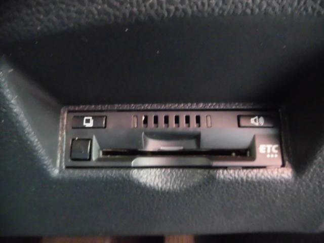 プリウス Ｓツーリングセレクション　純正ナビ　フルセグ　Ｂｌｕｅｔｏｏｔｈ　バックカメラ　トヨタセーフティセンス　ＥＴＣ　シートヒーター　純正ドライブレコーダー　カワシート　ＡＵＴＯライト　ＬＥＤヘッドライト　スペアキー　クルコン（55枚目）