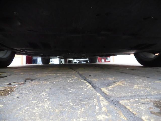 プリウス Ｓツーリングセレクション　純正ナビ　フルセグ　Ｂｌｕｅｔｏｏｔｈ　バックカメラ　トヨタセーフティセンス　ＥＴＣ　シートヒーター　純正ドライブレコーダー　カワシート　ＡＵＴＯライト　ＬＥＤヘッドライト　スペアキー　クルコン（71枚目）