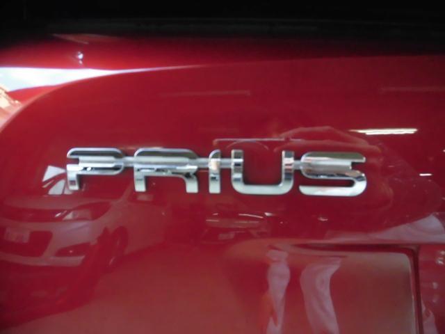 プリウス Ｓツーリングセレクション　純正ナビ　フルセグ　Ｂｌｕｅｔｏｏｔｈ　バックカメラ　トヨタセーフティセンス　ＥＴＣ　シートヒーター　純正ドライブレコーダー　カワシート　ＡＵＴＯライト　ＬＥＤヘッドライト　スペアキー　クルコン（79枚目）