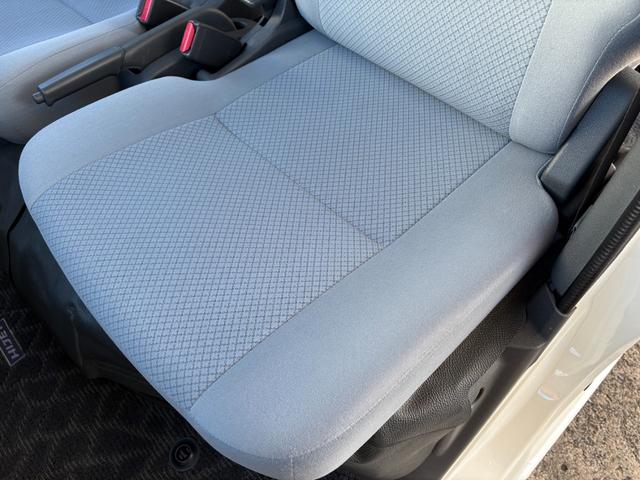 ハイゼットカーゴ スローパー 後席無 補助席付(34枚目)