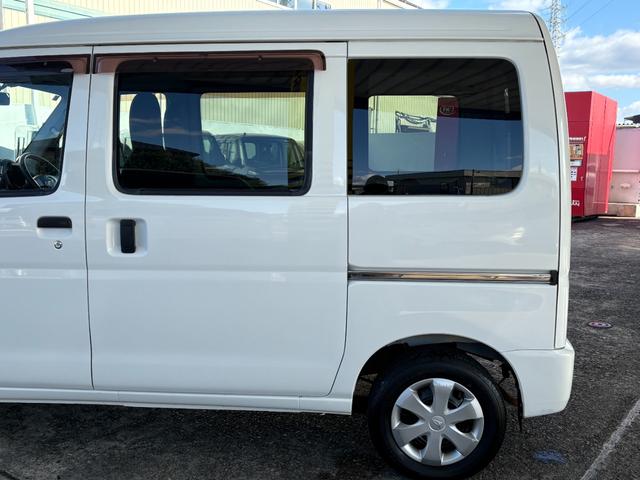 ハイゼットカーゴ スローパー 後席無 補助席付(50枚目)