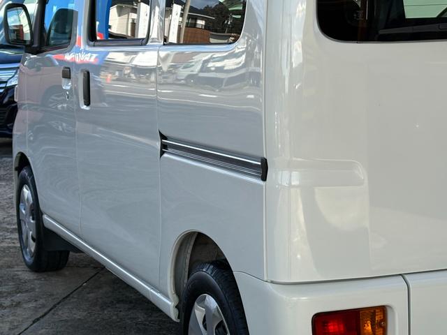 ハイゼットカーゴ スローパー 後席無 補助席付(56枚目)