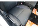 シートに目立つ様なシミや切れ等見受けられません。内装の程度重視の方にも自信を持ってお勧めできる程度の良さです。是非是非現車をご確認ください。