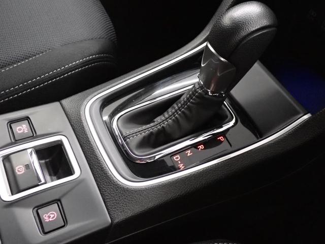 レヴォーグ １．６ＧＴアイサイト　アイサイト　パワーシート　ＬＥＤライト　ＢＳＭ　ＥＴＣ　社外ナビ　バックカメラ　ＣＤ　Ｂｌｕｅｔｏｏｔｈ　　レーダークルーズコントロール　障害物センサー　スマートキー　純正ＡＷ（21枚目）