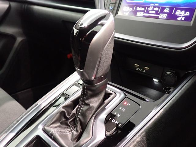 レヴォーグ ＧＴ　アイサイト　ＢＳＭ　ＬＥＤ　前席シートヒーター　運転席パワーシート　スマートキー　純正ＡＷ　ＥＴＣ（17枚目）