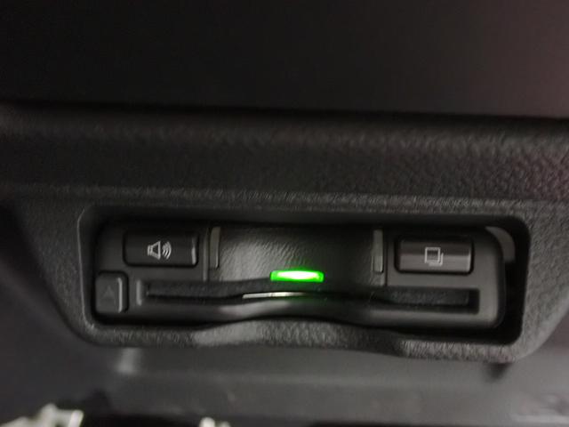 クロストレック リミテッド アイサイト ルーフレール  BSM   フルセグ 前席パワーシート 前席シートヒーター 障害物センサー LEDライト スマートキー 純正AW  純正11.6インチDA バックカメラ  ETC(20枚目)