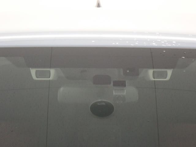 インプレッサスポーツ ＳＴＩスポーツ　純正ダイヤトーンＳＤナビ　アイサイト　ＢＳＭ　　サイドビューモニター　フロントビューモニター　前席シートヒーター　前席パワーシート　　ＬＥＤライト　スマートキー　　純正ＡＷ　ＤＶＤ再生（13枚目）