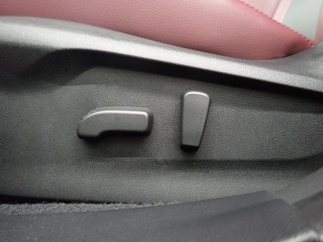 レヴォーグ ＳＴＩスポーツ　純正ナビ　後席モニター　ＢＳＭ　ＬＥＤ　アイサイト　障害物センサー　前席シートヒーター　前席パワーシート　パワーゲート　スマートキー　純正ＡＷ　バックカメラ　サイドカメラ　フルセグ　ＤＶＤ再生　ＥＴＣ（35枚目）