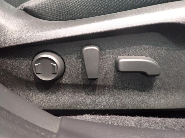 レヴォーグ スマートエディションＥＸ　純正１１．６インチナビ　アイサイト　ＢＳＭ　障害物センサー　　前席パワーシート　前席シートヒーター　ＬＥＤライト　スマートキー　純正ＡＷ　全方位カメラ　フルセグ　Ｂｌｕｅｔｏｏｔｈ　ＥＴＣ（29枚目）