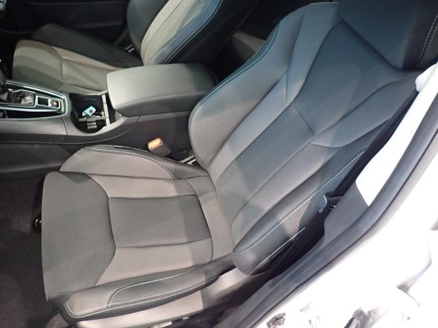 レヴォーグ スマートエディションＥＸ　純正１１．６インチナビ　アイサイト　ＢＳＭ　障害物センサー　　前席パワーシート　前席シートヒーター　ＬＥＤライト　スマートキー　純正ＡＷ　全方位カメラ　フルセグ　Ｂｌｕｅｔｏｏｔｈ　ＥＴＣ（31枚目）