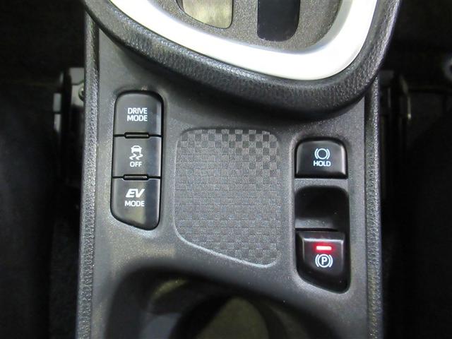 ヤリスクロス ハイブリッドＺ　メモリーナビ　ミュージックプレイヤー接続可　バックカメラ　衝突被害軽減システム　ＥＴＣ　ドラレコ　ＬＥＤヘッドランプ　ワンオーナー（22枚目）