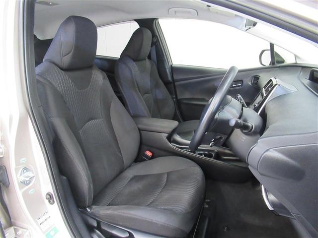 プリウス S フルセグ メモリーナビ DVD再生 ミュージックプレイヤー接続可 バックカメラ 衝突被害軽減システム ETC LEDヘッドランプ(5枚目)