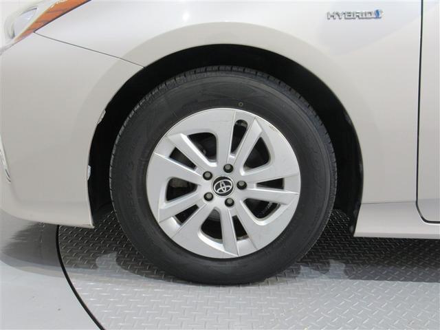 プリウス S フルセグ メモリーナビ DVD再生 ミュージックプレイヤー接続可 バックカメラ 衝突被害軽減システム ETC LEDヘッドランプ(26枚目)