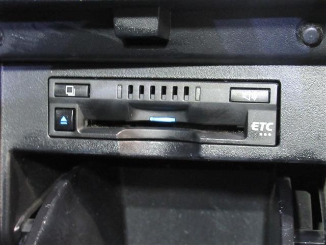 アルファード 2.5S Cパッケージ メモリーナビ ミュージックプレイヤー接続可 バックカメラ 衝突被害軽減システム ETC ドラレコ 両側電動スライド LEDヘッドランプ 乗車定員7人 3列シート ワンオーナー(20枚目)