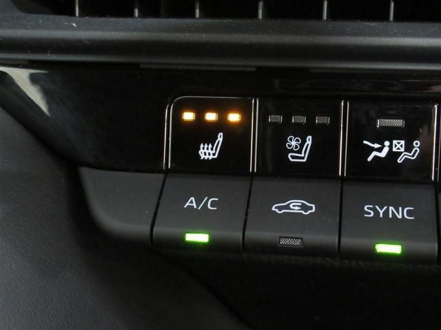 クラウンクロスオーバー ＲＳアドバンスド　サンルーフ　４ＷＤ　フルセグ　メモリーナビ　ミュージックプレイヤー接続可　バックカメラ　衝突被害軽減システム　ＥＴＣ　ドラレコ　ＬＥＤヘッドランプ　ワンオーナー（17枚目）