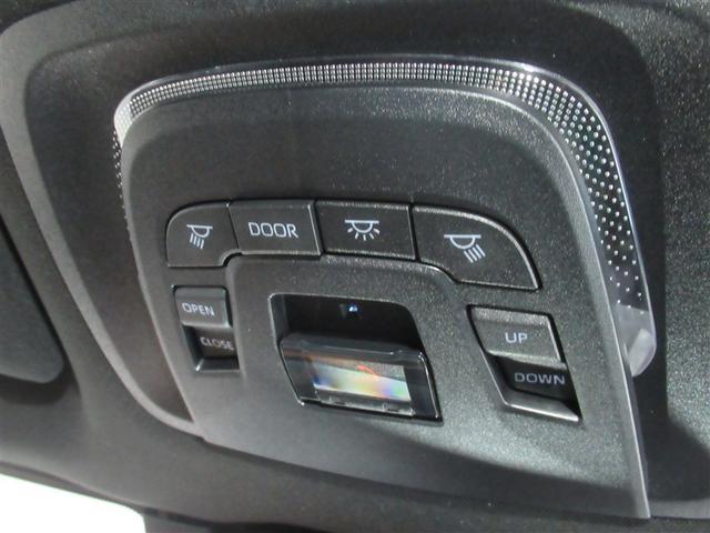 クラウンクロスオーバー ＲＳアドバンスド　サンルーフ　４ＷＤ　フルセグ　メモリーナビ　ミュージックプレイヤー接続可　バックカメラ　衝突被害軽減システム　ＥＴＣ　ドラレコ　ＬＥＤヘッドランプ　ワンオーナー（29枚目）